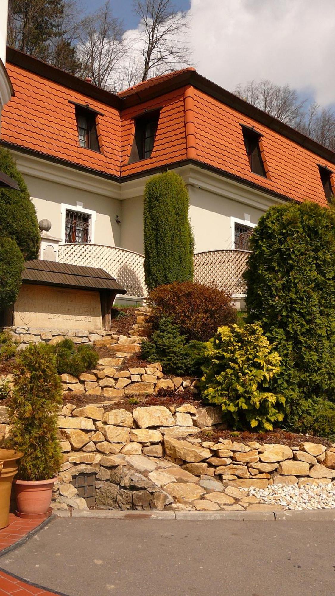 Hotel Zamecek Pod Hradem Stary Jicin 111 ภายนอก รูปภาพ